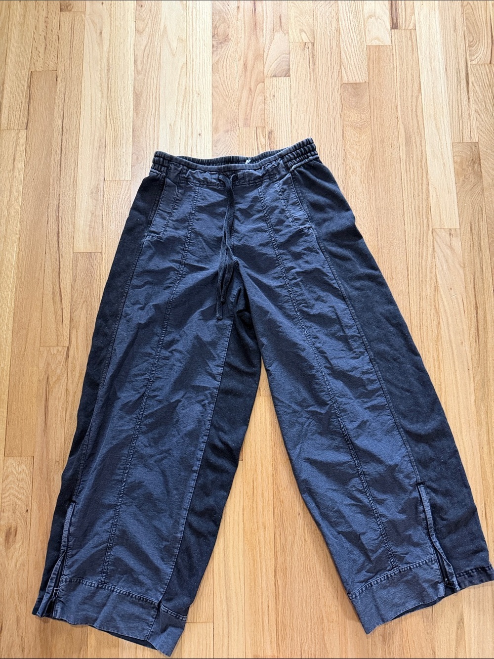Daily Practice Anthropologie Gray Black Barrel Leg Pull on Pants Sz S